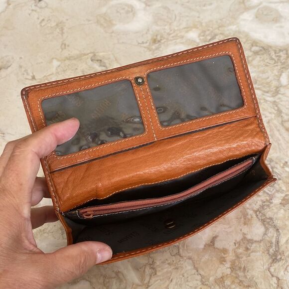 Roots / Coach / Courreges / Guy Laroche Leather Wallets Bundle of 4 - Picture 4 of 16